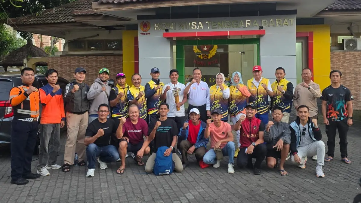 Rombongan kirab api obor Porprov XII NTB dimulai. (KONI NTB)