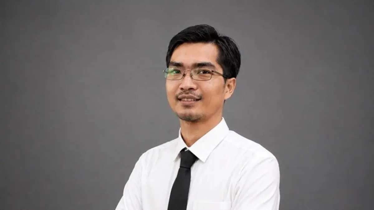 Aryan Agus Pratama: Dosen Prodi Administrasi Bisnis, Fakultas Ilmu Sosial dan Hukum, UNM
