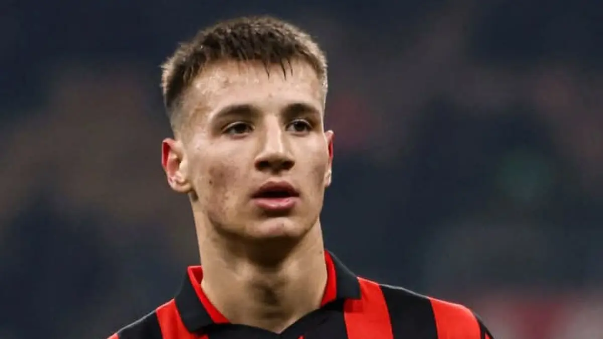 BIBIT MUDA: Striker AC Milan Francesco Camarda. (Istimewa) 