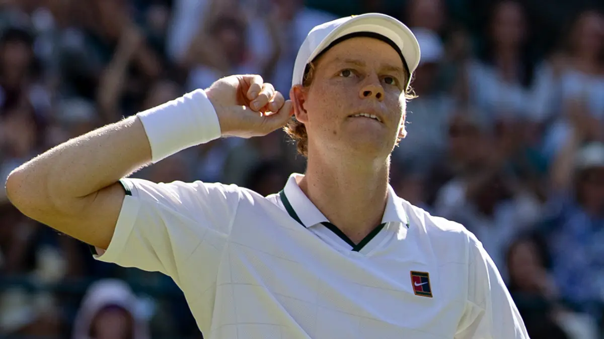 Jannik Sinner makin kokoh di puncak Ranking ATP usai juara Wimbledon 2026. Keunggulannya atas Zverev dan Alcaraz kini sulit dikejar. (Instagram Wimbledon)