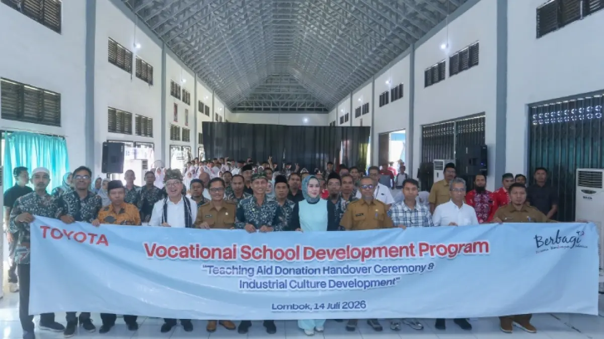 PEDULI: Penyerahan mesin sebagai alat pembelajaran siswa ini merupakan upaya TMMIN memperluas jangkauan program pengembangan sekolah vokasi ke Pulau Lombok guna mendukung penguatan kompetensi teknik kendaraan ringan otomotif (TKRO). Donasi ini juga menjadi wujud komitmen program tanggung jawab sosial perusahaan (Corporate Social Responsibility/CSR) TMMIN di bidang pendidikan untuk memperkuat kualitas pembelajaran praktik di Sekolah Menengah Kejuruan (SMK).
