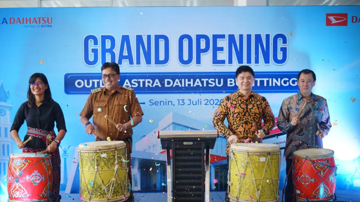 Astra Daihatsu Resmikan Outlet Baru Bukittinggi, dengan Layanan Lengkap.