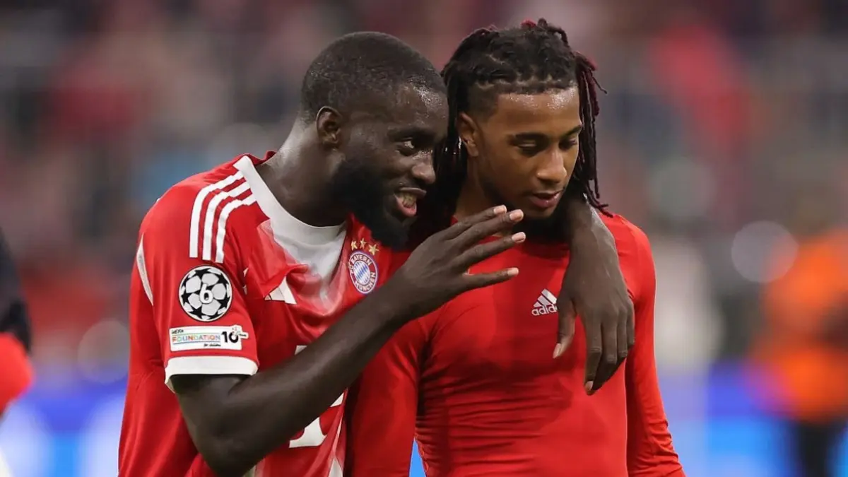 Michael Olise mantap ingin tinggalkan Bayern Munchen demi gabung Real Madrid, meski sempat dibujuk Dayot Upamecano.