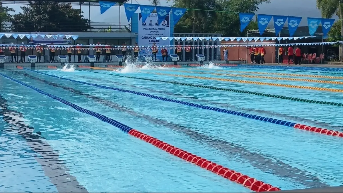 Suasana lomba cabor akuatik di Dewi Anjani, Lingsar, Lobar, NTB, Kamis (16/7). (NURUL/LOMBOK POST)