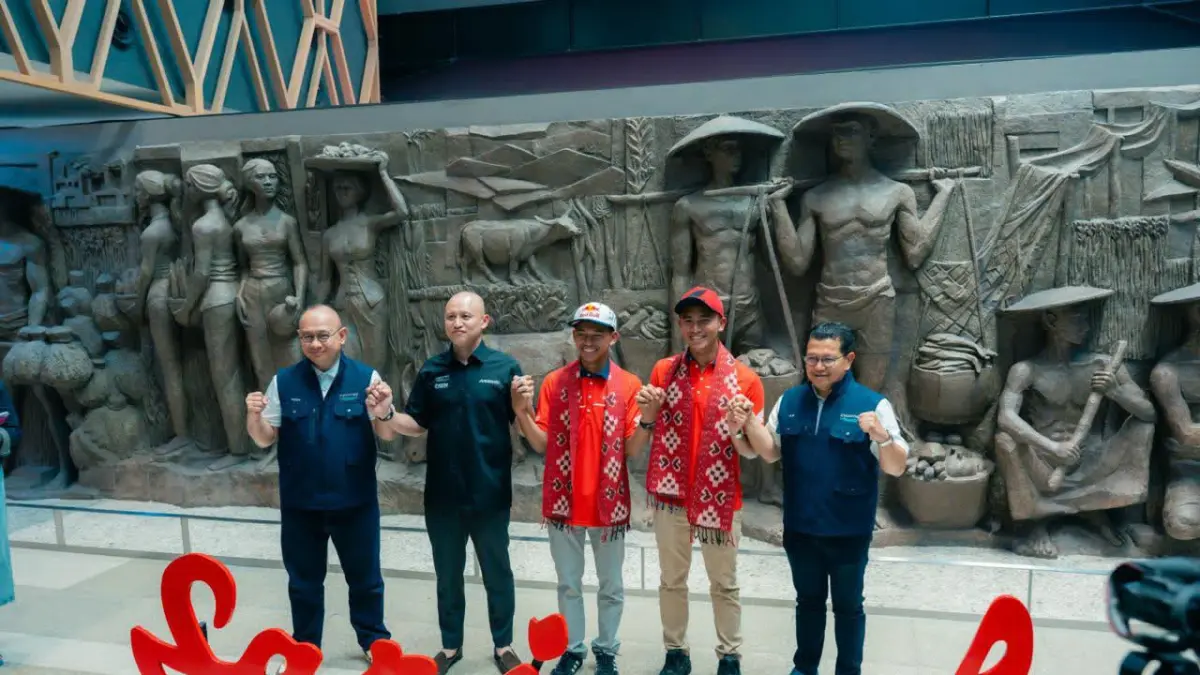 Euforia menyambut MotoGP Mandalika 2026 sudah mulai memanas. Jumat (17/7), antusiasme luar biasa tampak nyata dalam acara Fans Meet & Greet yang digelar di Hotel ARTOTEL dan Anjungan Sarinah, Jakarta. 
