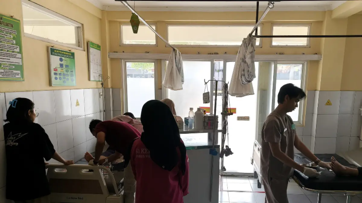 Pelayanan di salah satu puskesmas di kota mataram