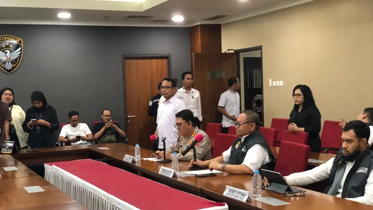 Kortas Tipidkor Polri membeber kasus dugaan korupsi perusahaan BUMN. Negara merugi puluhan miliar. (Sahrul Yunizar/JawaPos.com)