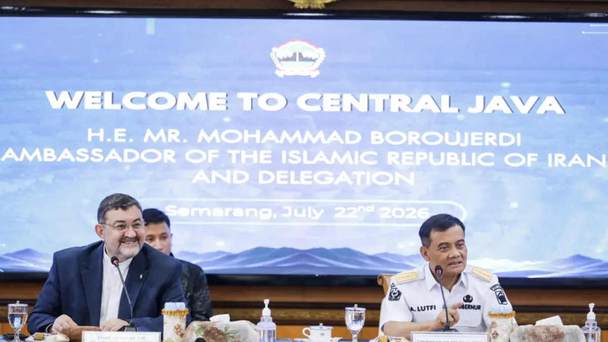 Gubernur Ahmad Luthfi menerima kunjungan kehormatan dari Dubes Iran untuk Indonesia Mohammad Boroujerdi di kantor Gubernur Jawa Tengah, Rabu (22/7).