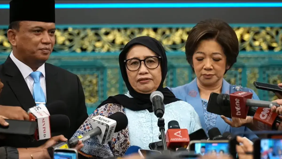 Mantan Kepala BGN Nanik Sudaryati Deyang (tengah), Wakil Kepala BGN Agustina Arumsari, serta Mayjen TNI Trenggono. (Istimewa)