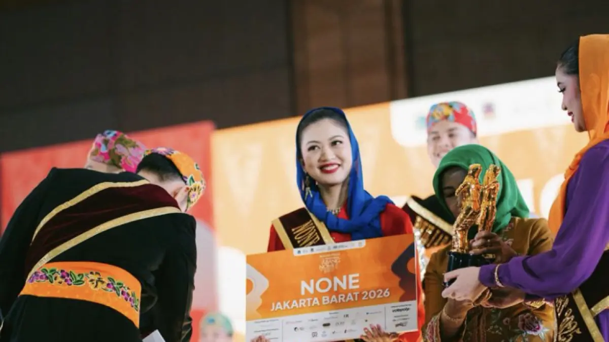 Baiq Mahatma Zahra Renaisantya Misbah resmi menyabet gelar None Jakarta Barat 2026 