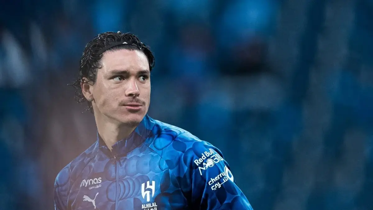 Barcelona incar Darwin Nunez sebagai opsi cadangan jika gagal rekrut Julian Alvarez. Al-Hilal dikabarkan siap lepas sang striker.