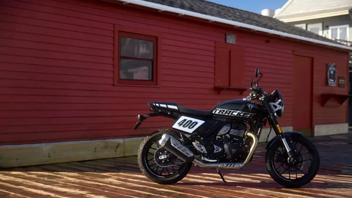 Triumph Tracker 400 akan debut di Indonesia pada GIIAS 2026. (Triumph Motorcycles)