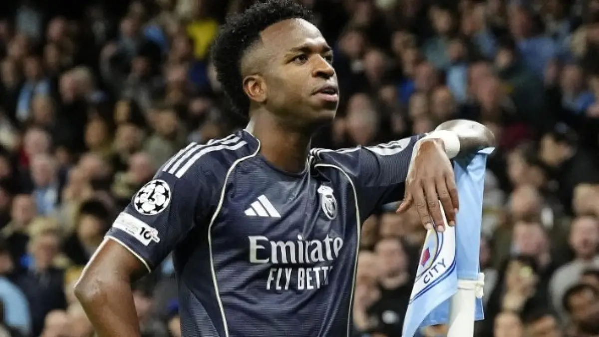Arsenal siap membajak Vinicius Jr dari Real Madrid. 