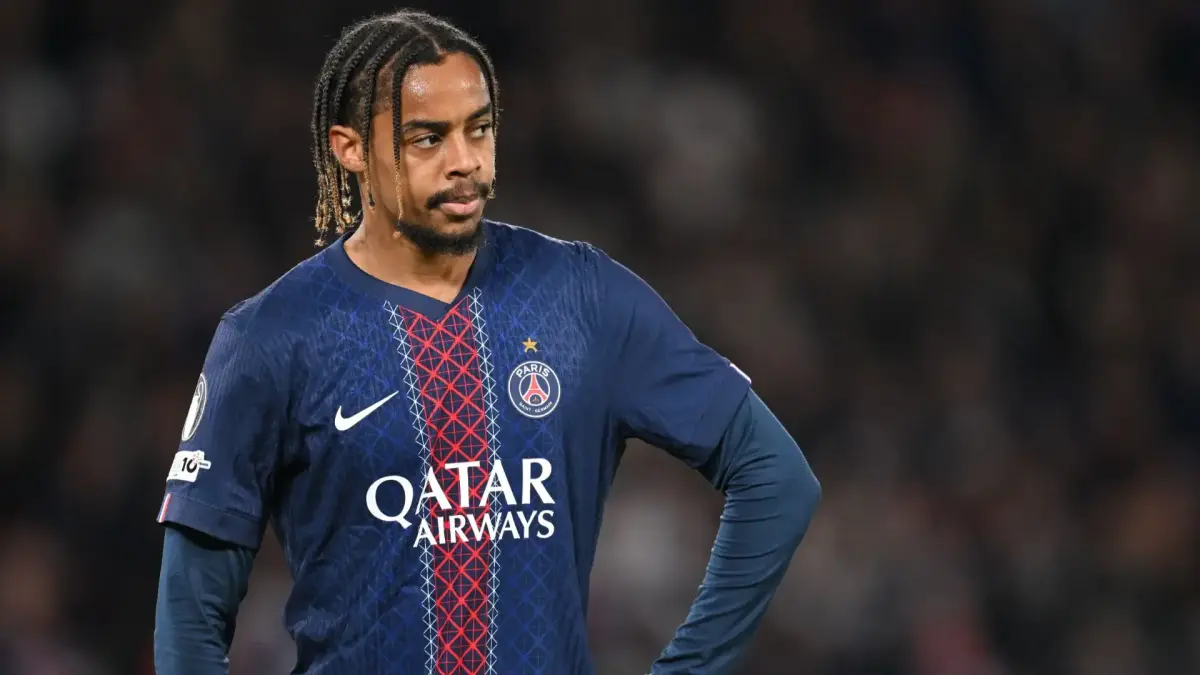 PSG patok harga £140 juta untuk Bradley Barcola usai transfer Anderson dan Rogers picu kencangnya inflasi di pasar transfer Eropa.