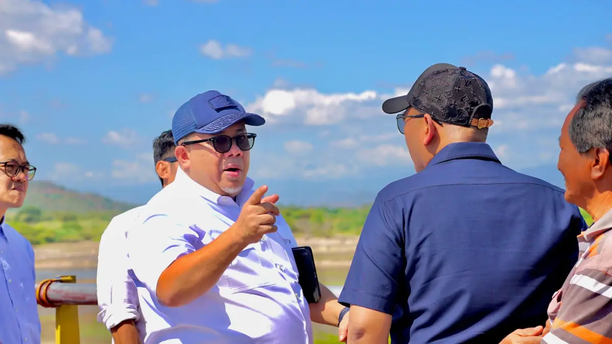 Wamen PKP Fahri Hamzah bersama rombongan meninjau Samota, akhir pekan lalu.