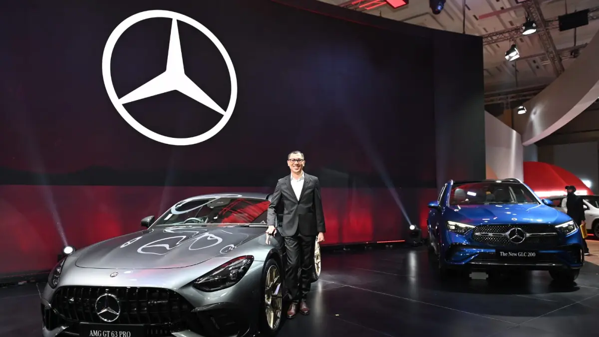 The all-new Mercedes-AMG GT 63 PRO 4MATIC+ dan The new GLC 200 4MATIC, pada ajang pameran Gaikindo Indonesia International Auto Show (GIIAS) 2026 di ICE BSD City, Tangerang.