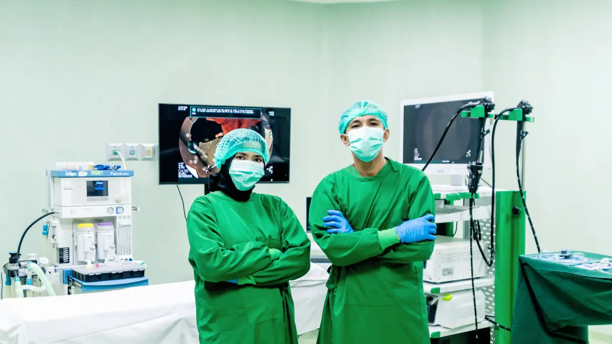 LAYANAN BARU: Tim medis Siloam Hospitals Mataram menunjukkan fasilitas Endoskopi Gastrointestinal terbaru yang memperkuat layanan Digestive di rumah sakit tersebut, pekan lalu.