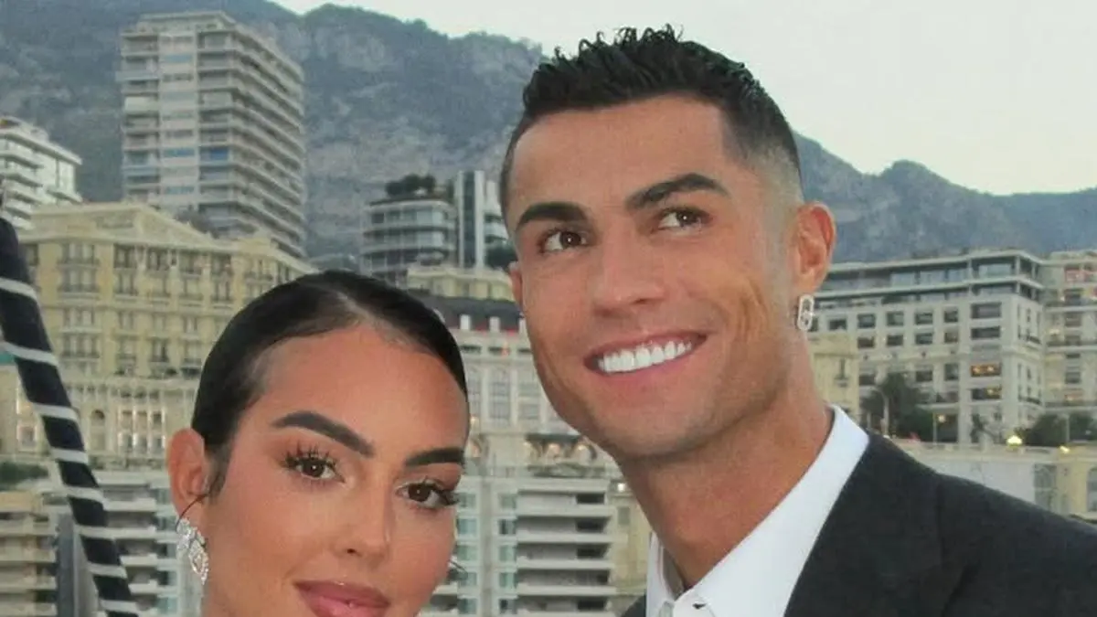 Akhirnya nikah! Cristiano Ronaldo dan Georgina Rodriguez dikabarkan bakal naik pelaminan pertengahan Agustus 2026 di Madeira, Portugal.