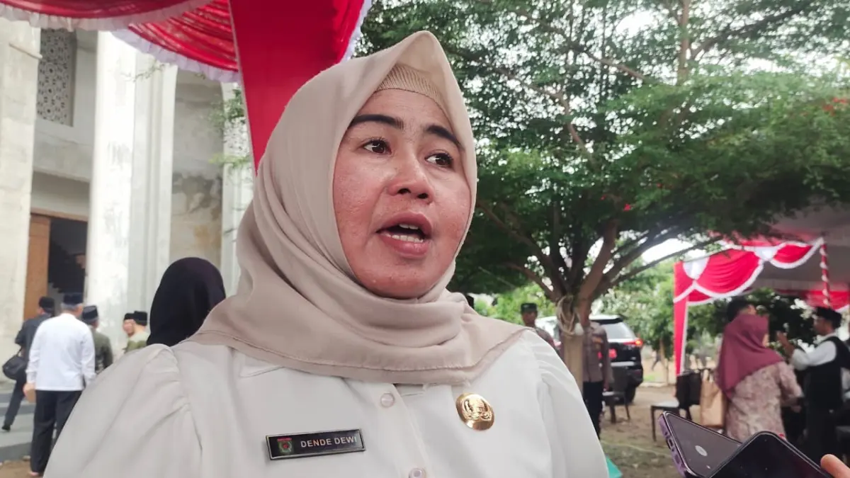 Dende Dewi Tresni Budistuti