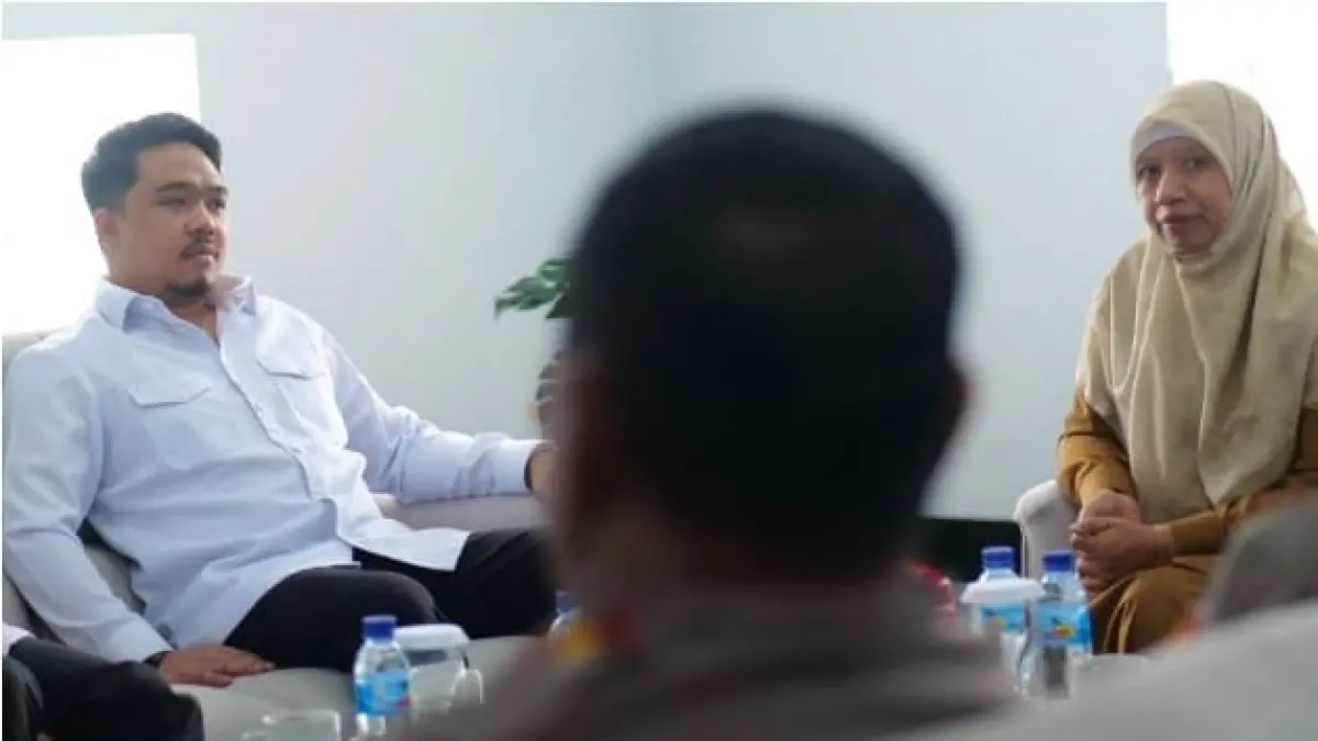 DISKUSI: Ketua DPRD Lobar Lalu Ivan Indaryadi (kiri) dan Wabup Lobar Nurul Adha (kanan) saat pertemuan, beberapa waktu lalu. (IST/LOMBOK POST)