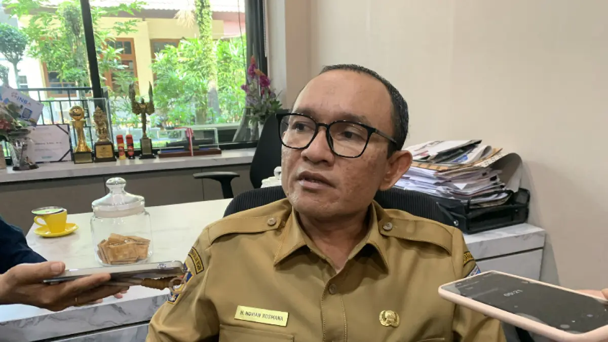 Kepala DPMPTSP Kota Mataram Novian Rosmana