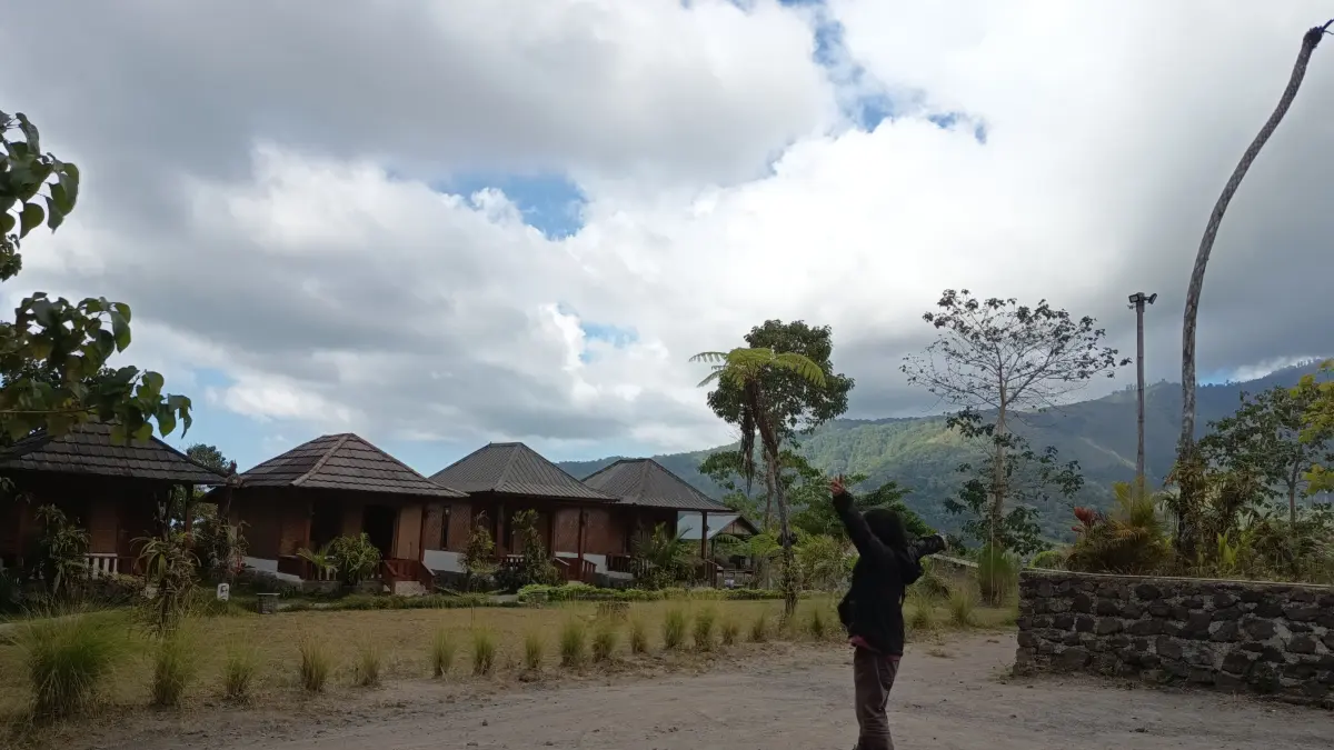 SAHABAT RINJANI: penginapan dan Camping ground sahabat Rinjani yang berada di pintu gerbang pendakian.&nbsp;