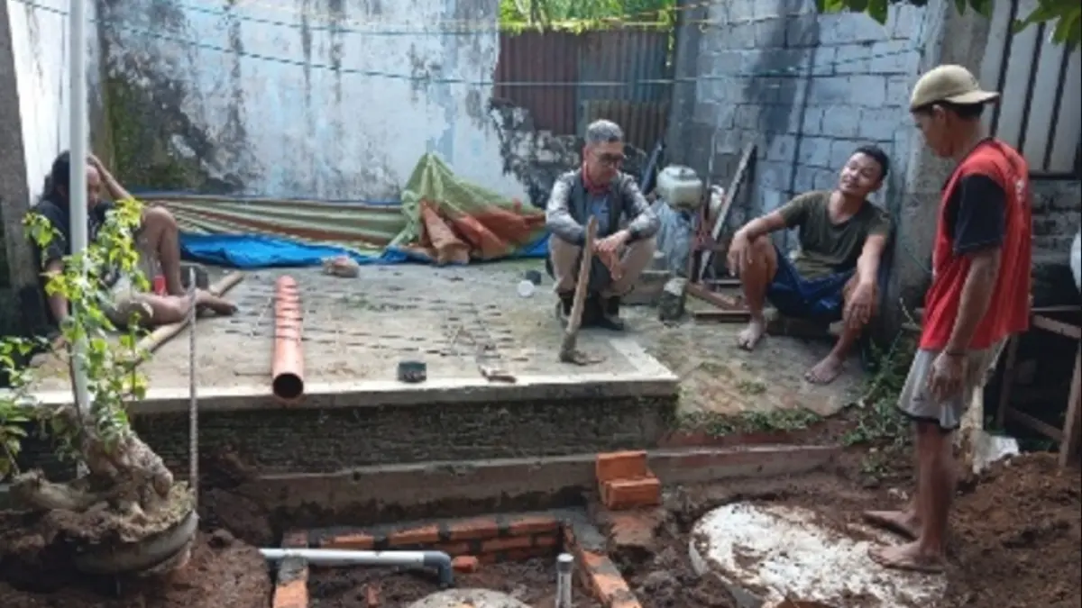 Kebutuhan dasar akan sanitasi yang higienis terus diakselerasi di Kota Mataram. Pembangunan SPALD-S dan sarana jamban keluarga saat ini tengah berjalan di Kelurahan Bertais, Monjok, Babakan, Cakranegara Selatan Baru, Punia, serta wilayah Kecamatan Cakranegara.
