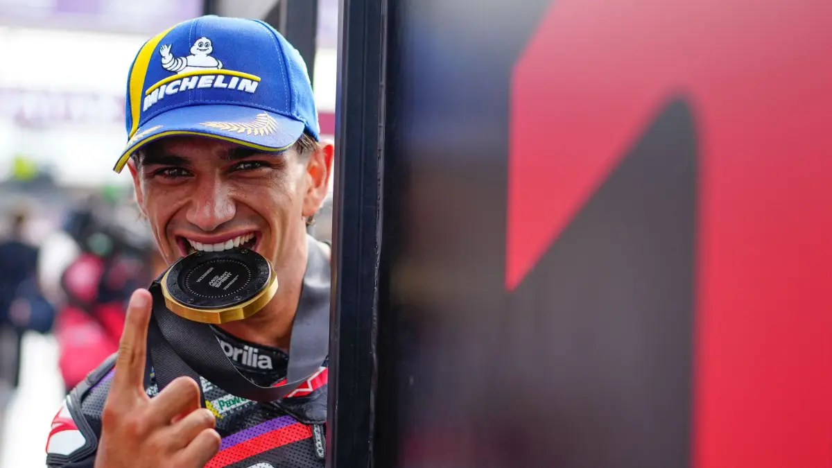 Klasemen MotoGP 2026 usai Sprint Inggris berubah. Jorge Martin makin jauh di puncak, Bezzecchi naik, Marc Marquez terlempar ke posisi V4. (motogp.com)