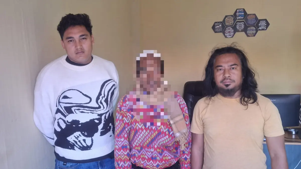Terduga pelaku HA diamankan di Polsek Manggelewa usai diduga mencabuli anak di bawah umur, Sabtu (8/8). (Dok Polres Dompu)