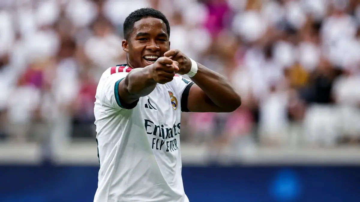 Endrick batal dipinjamkan dan dipastikan bertahan di Real Madrid. Sang striker nomor 9 siap berjuang di bawah asuhan Jose Mourinho.