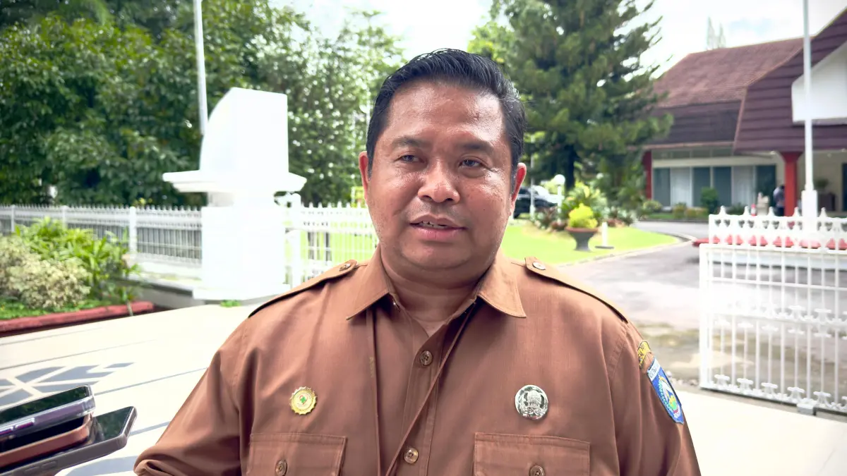 Kepala Dinas Kesehatan (Dikes) NTB HL Hamzi Fikri. (YUYUN/LOMBOK POST)