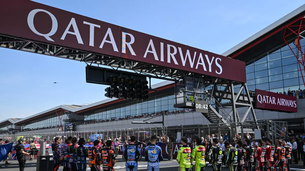 MotoGP dan Silverstone resmi memperpanjang kerja sama hingga 2028. GP Inggris tetap digelar di tengah persaingan yang makin sulit ditebak. (Photo AFP)