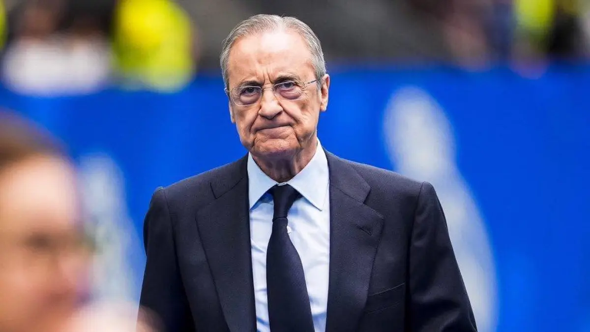 Real Madrid menilai belum ada gelandang di bursa transfer yang bisa memperkuat tim. Los Blancos santai pantau situasi lini tengah.