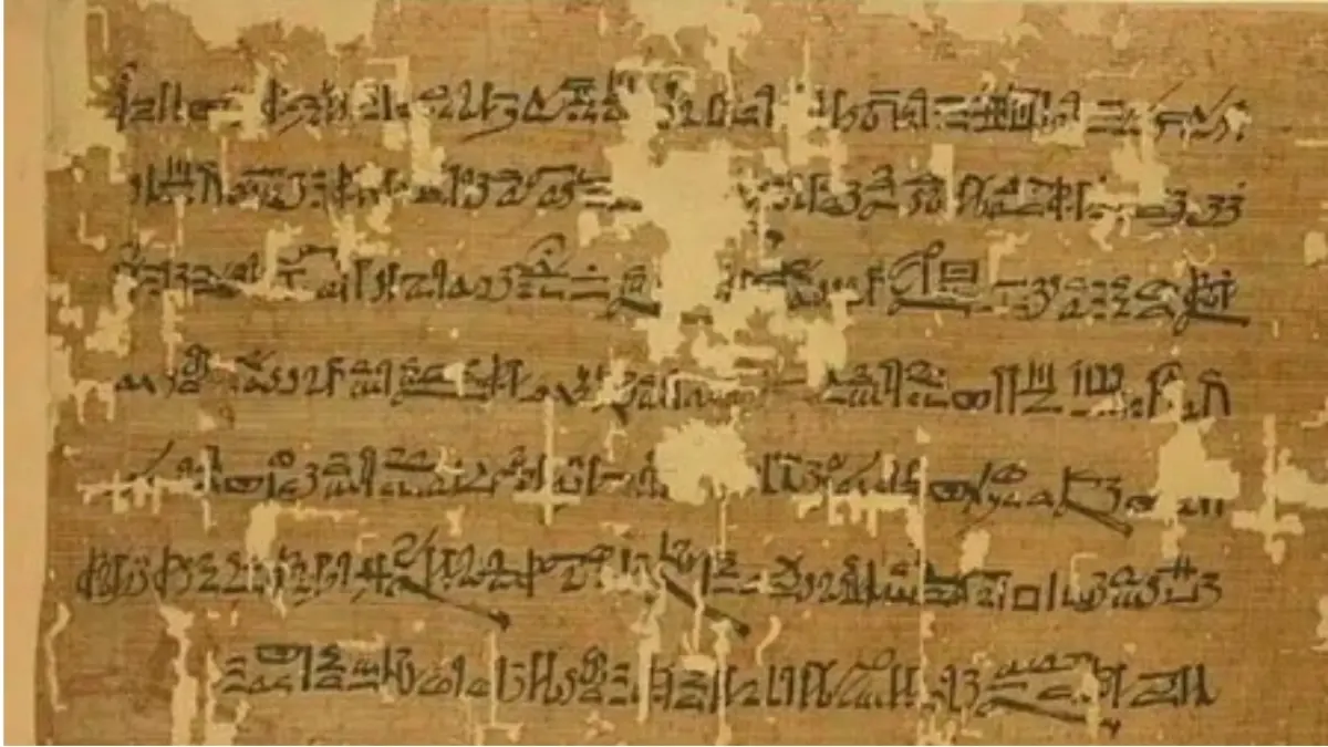 Gulungan Papirus Mesir