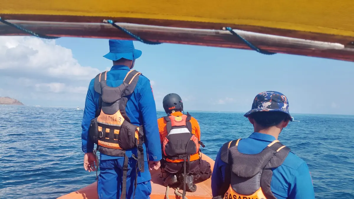 Hari Keempat Pencarian Korban Kapal Terbakar: Tim SAR Sisir Selat Lombok hingga Nusa Penida.