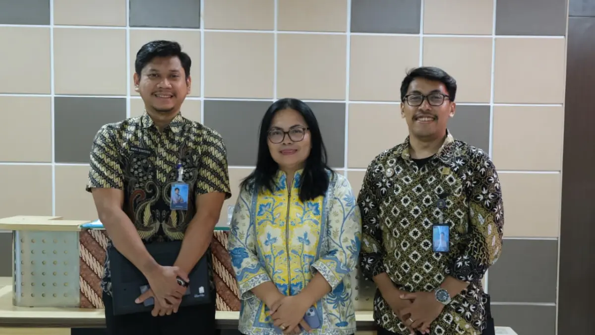 Kepala Divisi Pelayanan Hukum Kanwil Kemenkum NTB Anna Ernita bersama jajaran berkoordinasi dengan DJKI terkait pencatatan Hak Cipta gratis di Jakarta.