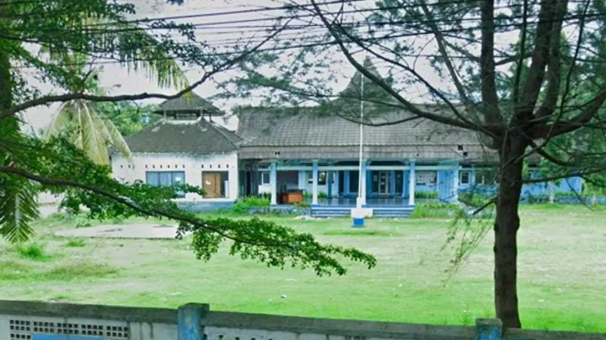 PEMBANGUNAN: Lahan kantor camat lama bakal jadi RTH Gunungsari yang direncanakan dibangun mulai 2027. (IST/LOMBOK POST)