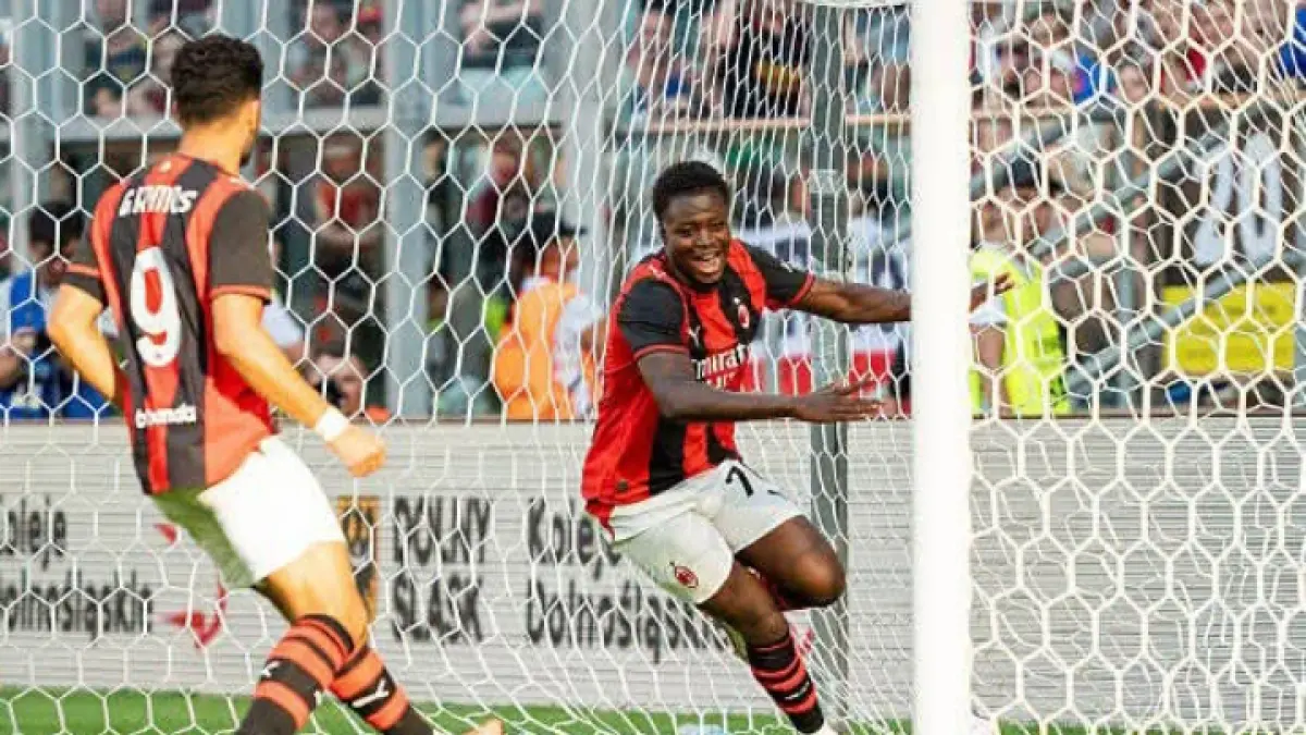 BERBAKAT: Alphadjo Cisse, pemain muda AC Milan yang turut mengoyak jala Manchester United. (Istimewa) 