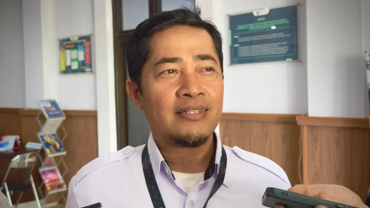 Kepala DPMPTSP NTB Irnadi Kusuma. (YUYUN/LOMBOK POST)
