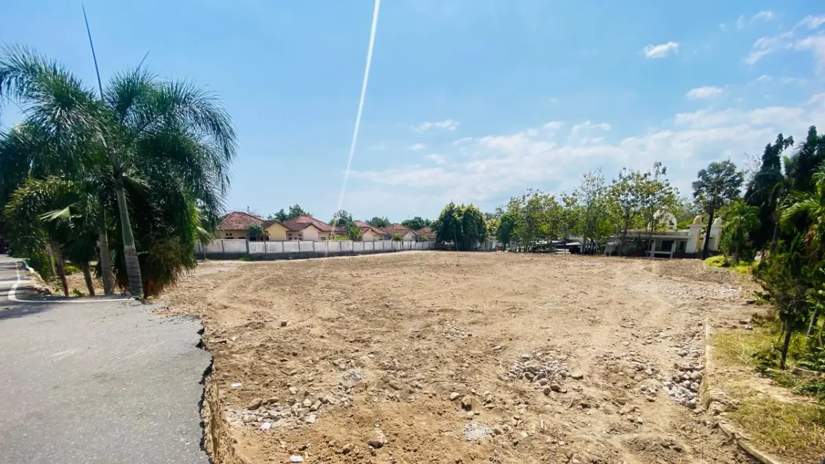 BUTUH ANGGARAN: Gedung Kantor DPRD NTB terpaksa dilakukan secara bertahap akibat efisiensi dan tekanan fiskal di Kementerian PU.
