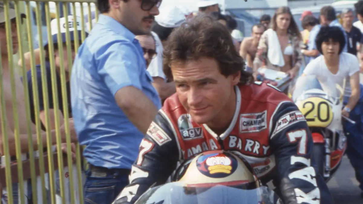 Barry Sheene resmi masuk MotoGP Hall of Fame. Legenda Inggris itu meraih dua gelar dunia dan 19 kemenangan di kelas premier. (motogp.com)