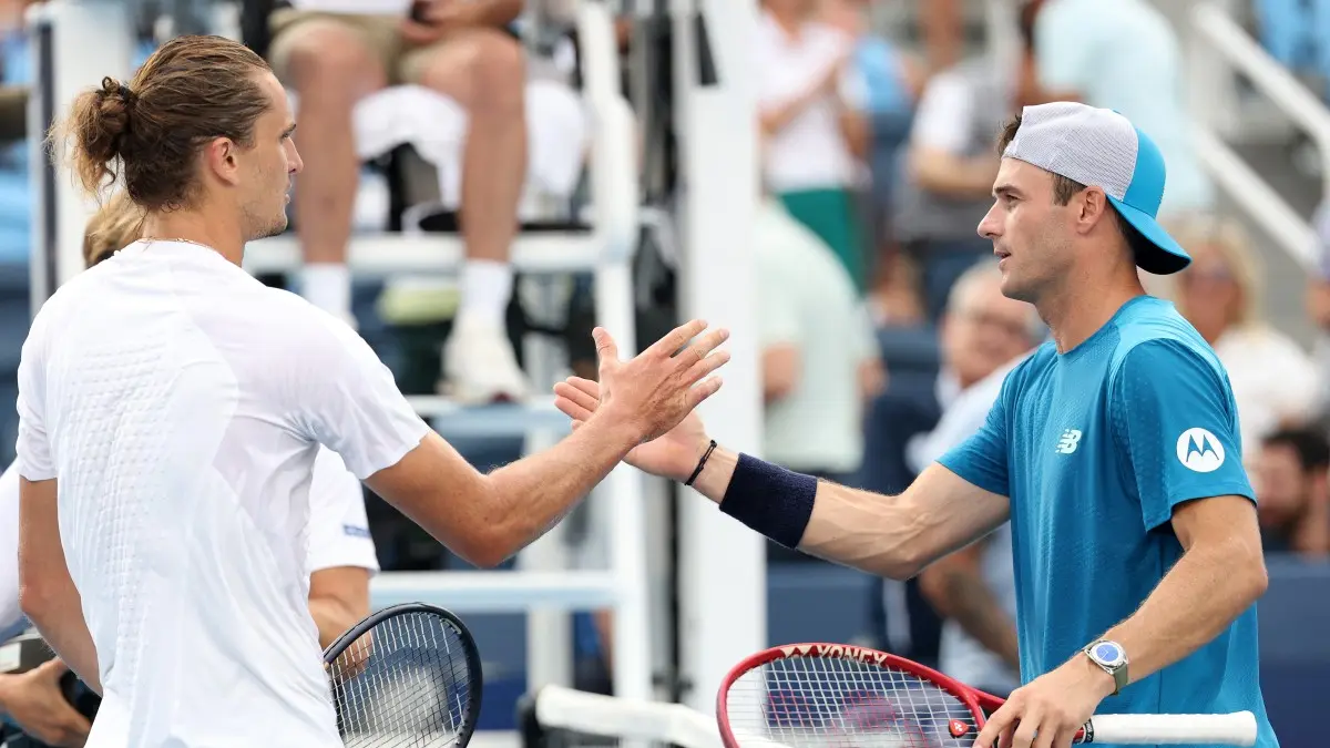 Tommy Paul bangkit dan selamatkan match point untuk menumbangkan Alexander Zverev di Cincinnati Open. Melaju ke perempat final 2026 di Ohio. (Getty Images via AFP)