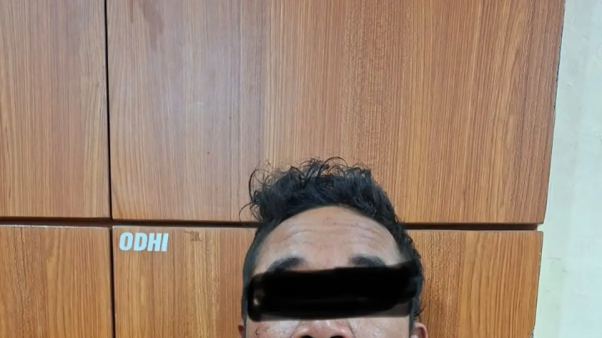 TANGKAP: Terduga Pelaku pencurian dengan kekerasan saat ditangkap Polisi. 