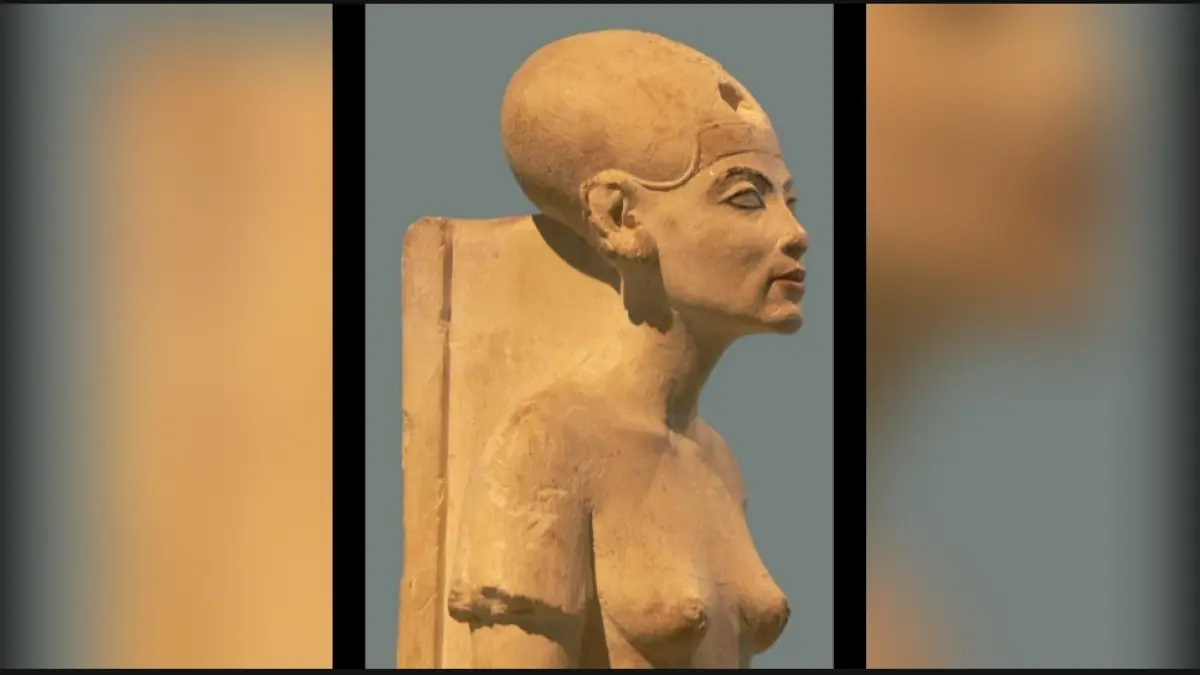 Patung Ratu Nefertiti