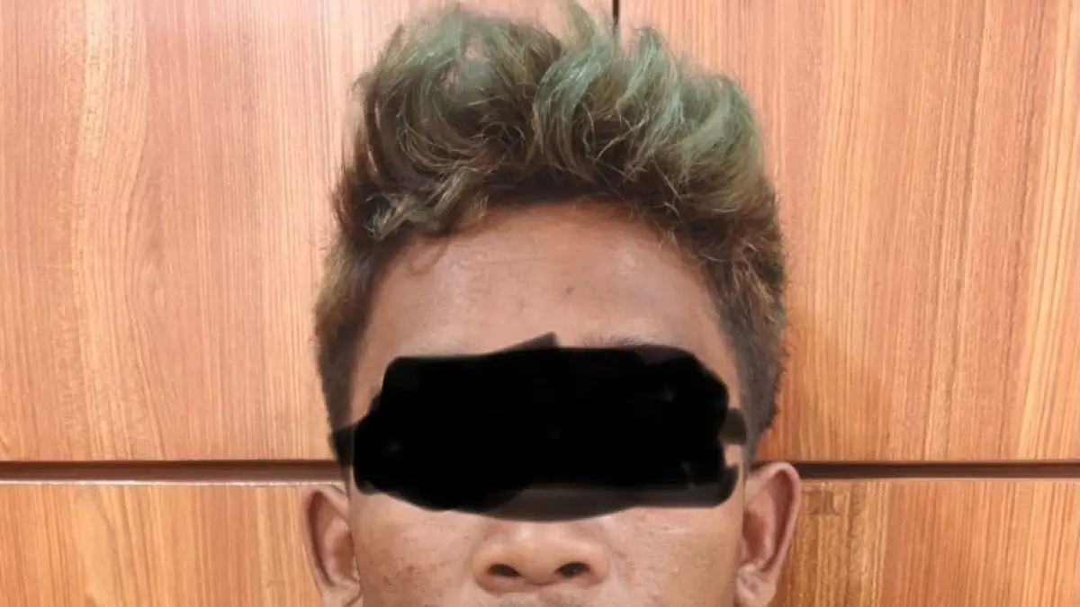TANGKAP: Terduga pelaku pencurian kendaraan bermotor (Curanmor) saat ditangkap Polisi. 