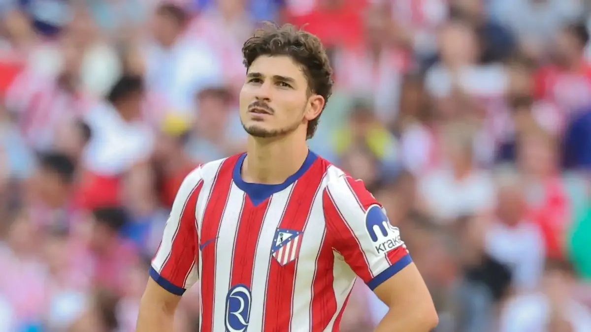 Atletico Madrid resmi menutup pintu transfer Julian Alvarez ke Barcelona. Pihak klub secara tegas menolak bernegosiasi. 