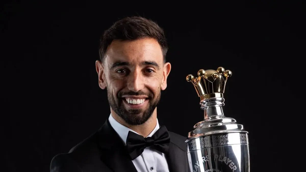 Bruno Fernandes jadi pemain ke-8 Manchester United peraih penghargaan PFA usai tampil apik di musim 2025/26.