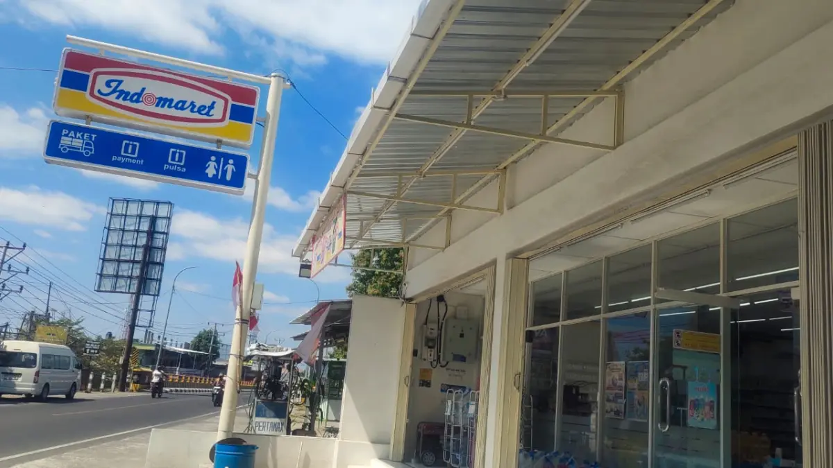 PEMBAYARAN LAMA: Para pelaku UMKM di Lombok Utara disebut tidak mau menitipkan produonya ke retail modern.