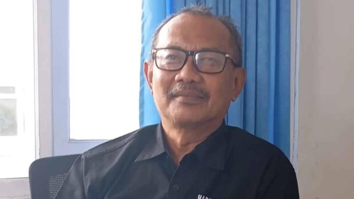 Ketua PGRI Kota Mataram Imam Purwanto

