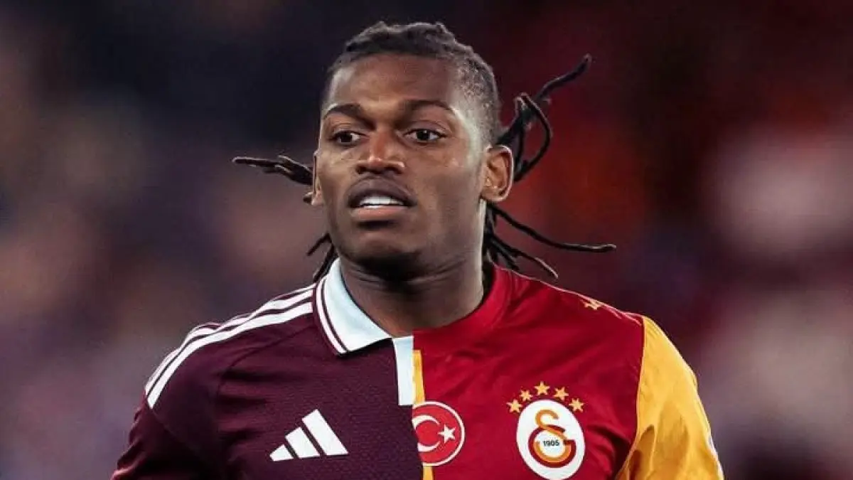 MASIH MENIMBANG: Rafael Leao, pemain AC Milan yang dikaitkan dengan Aston Villa dan Galatasaray. (Istimewa) 